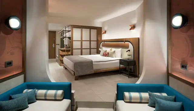 Deluxe Bahçe Manzaralı Geniş Oda görsel 1